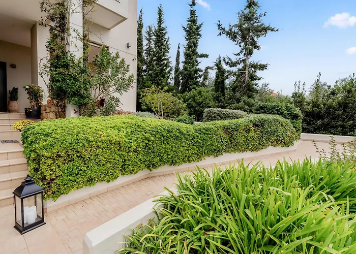 Orizontes View Hotel
