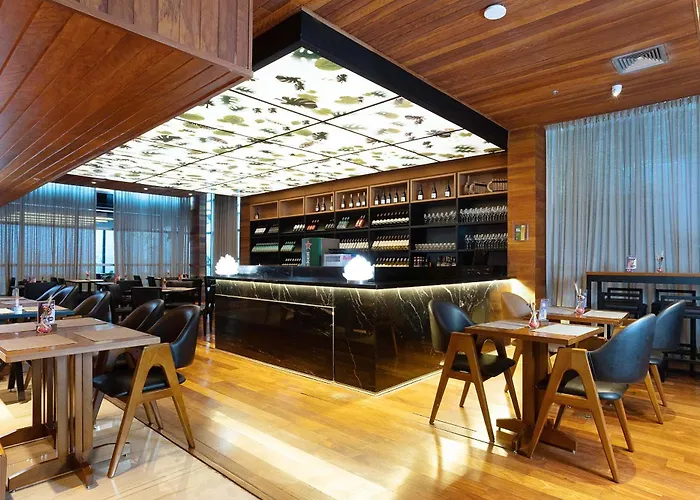 Hotel Park Tower Savassi By Nacional Inn