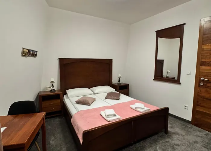 Hotel Paviljon