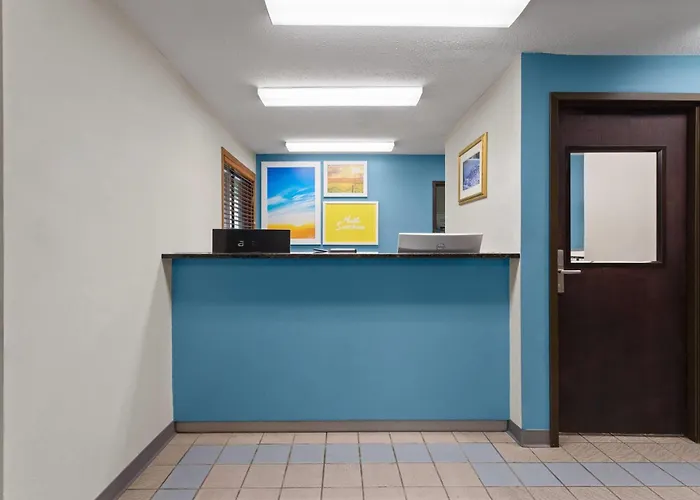 Days Inn By Wyndham Austin