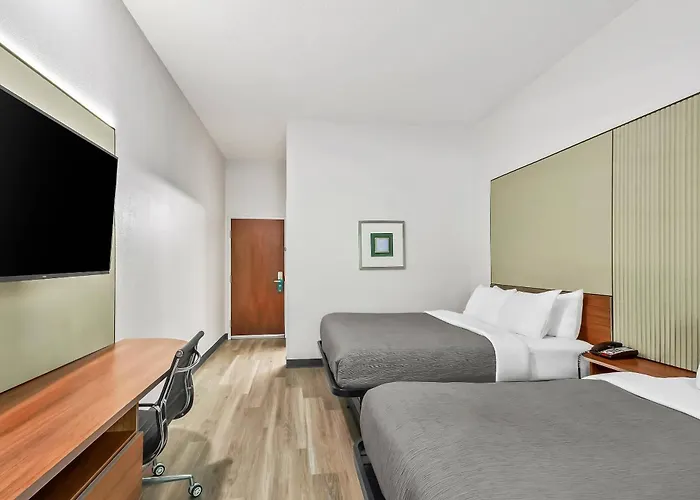 Quality Inn & Suites