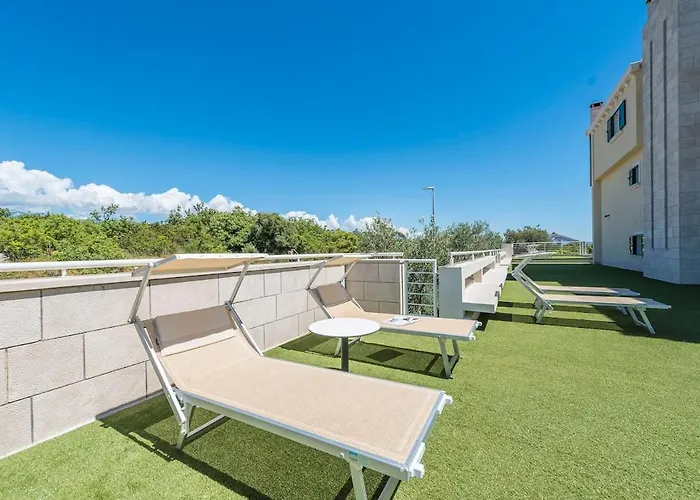 Pool Terrace Sea View Sarkic