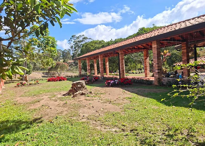 Hotel Cristo Rey Campestre