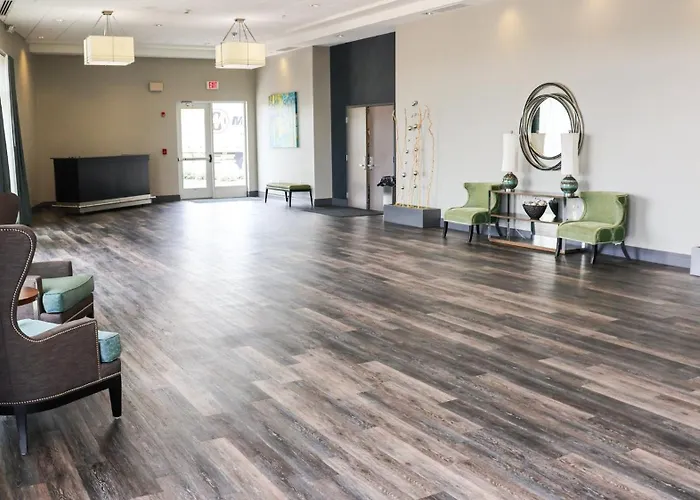 Holiday Inn & Suites Peoria At Grand Prairie By Ihg
