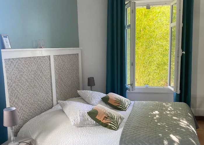 Les Mariniers Chambres d'Hôtes avec aire de jeux proche du ZooParc de Beauval - Spa nordique en option