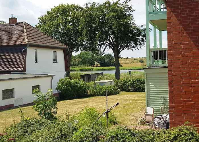 Fewo 1 im Fischerhaus mit Wintergarten und Terrasse