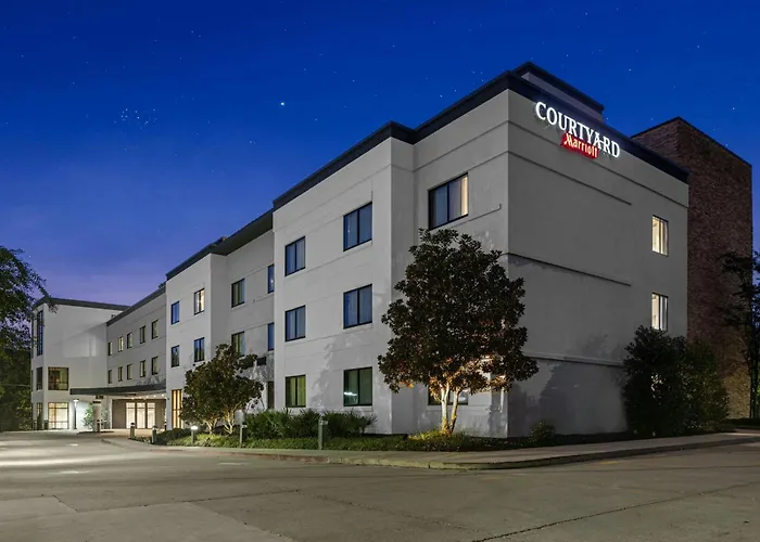Courtyard By Marriott Oxford