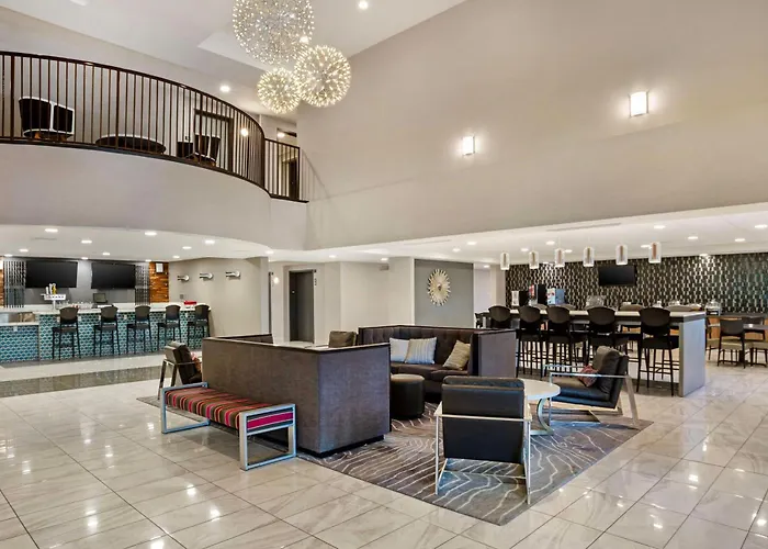 Best Western Plus Coalinga Inn
