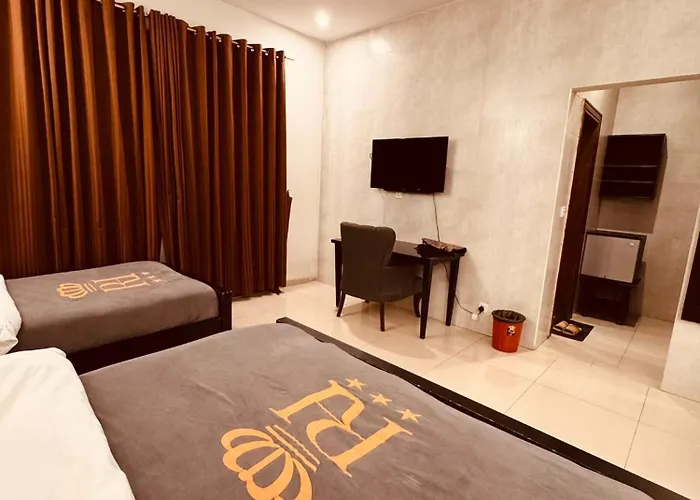 Reina Boutique Hotel - G9
