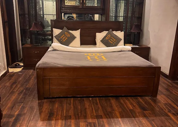 Reina Boutique Hotel - G9