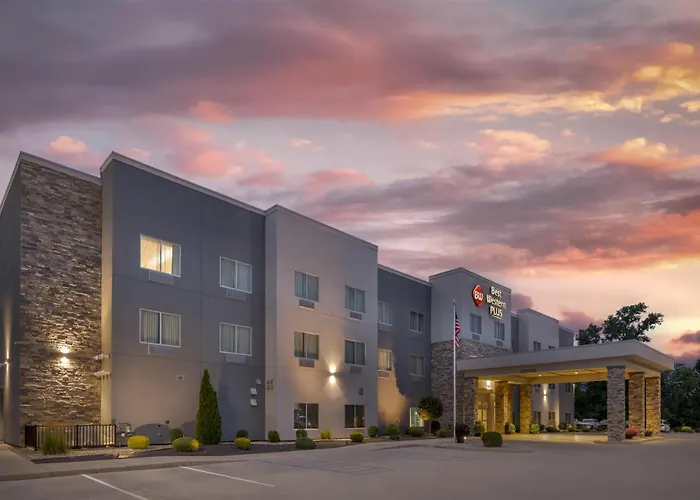 Best Western Plus Parkside Inn & Suites