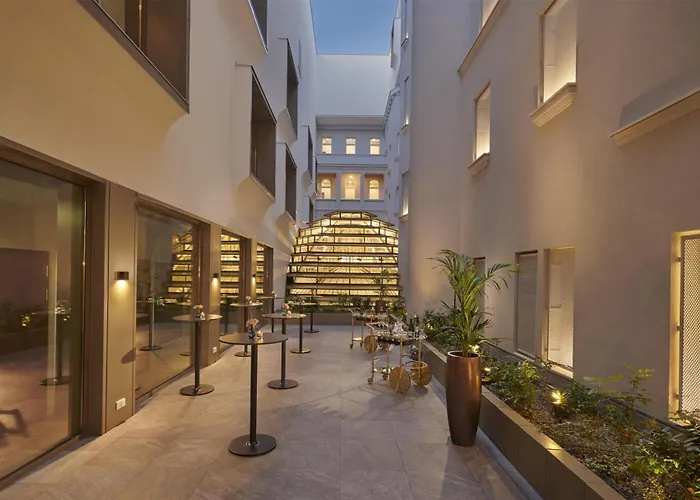 Parisi Udvar Hotel Budapest, Part Of Hyatt
