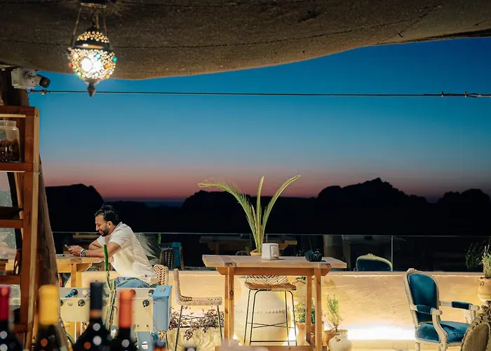 Nomads Hotel