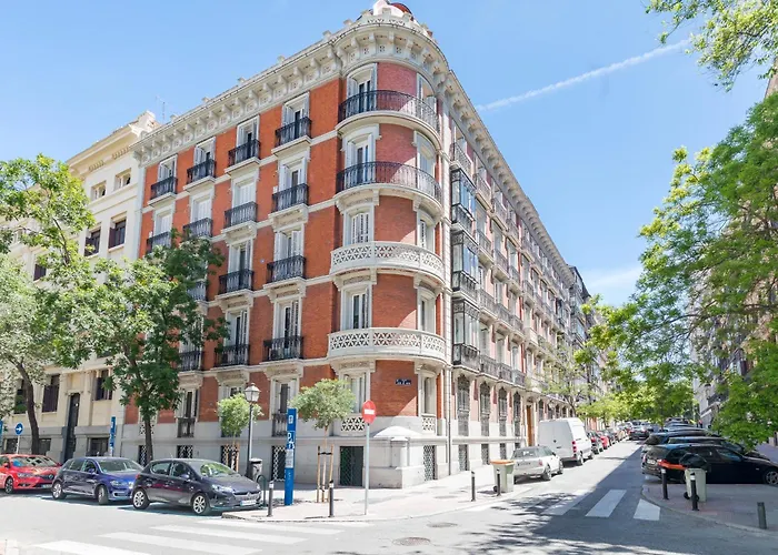 Ayz Juan De Mena - Auto Check-In Property