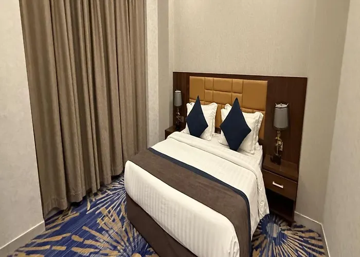 Sunday Grand Al Khobar Hotel Formerly Holiday Al Khaleej