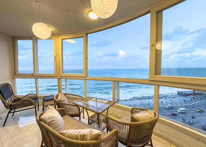 Miramar Boutique Hotel