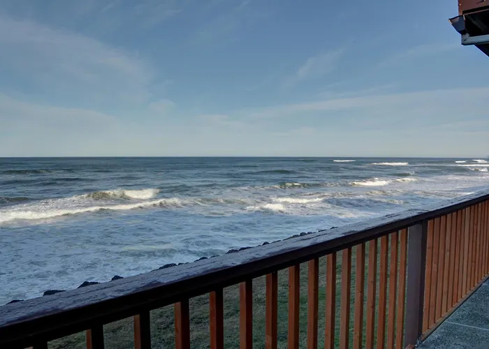 Pacific Sands Resort 21