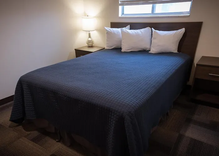Clover Creek Inn