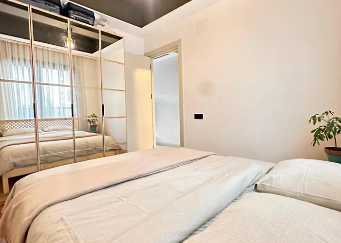 Marinaya 13 Dakika Uzaklikta 2 Odali Daire