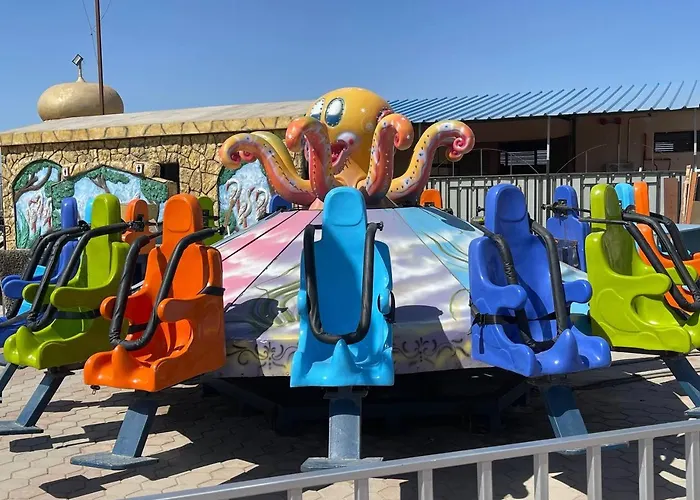 Diamond Land Hotel