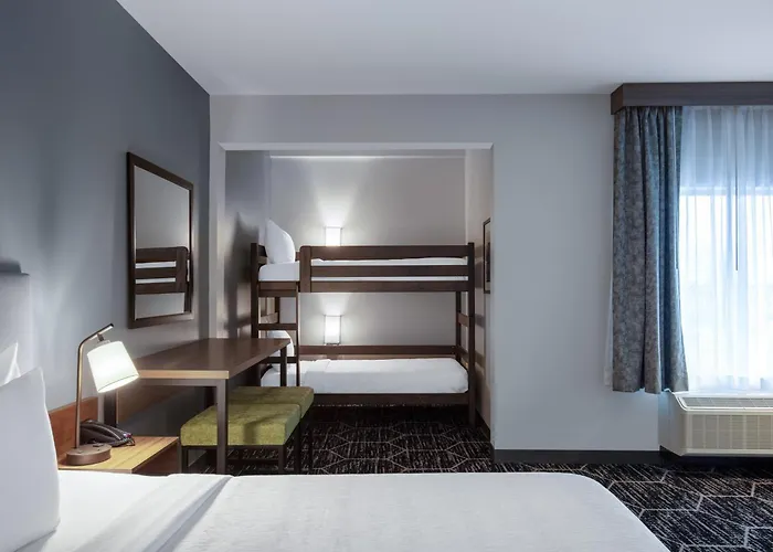 La Quinta Inn & Suites By Wyndham Centralia