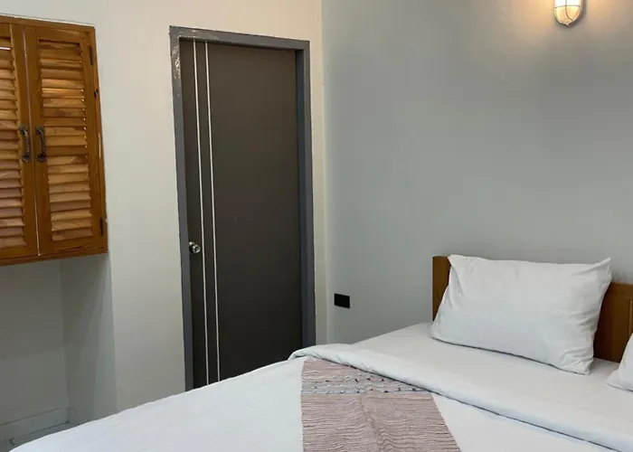 Niran Hotel & Residence