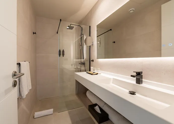 Amarilla Golf Residences