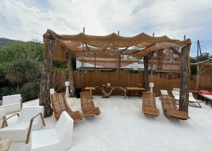 Auberge Des Pins