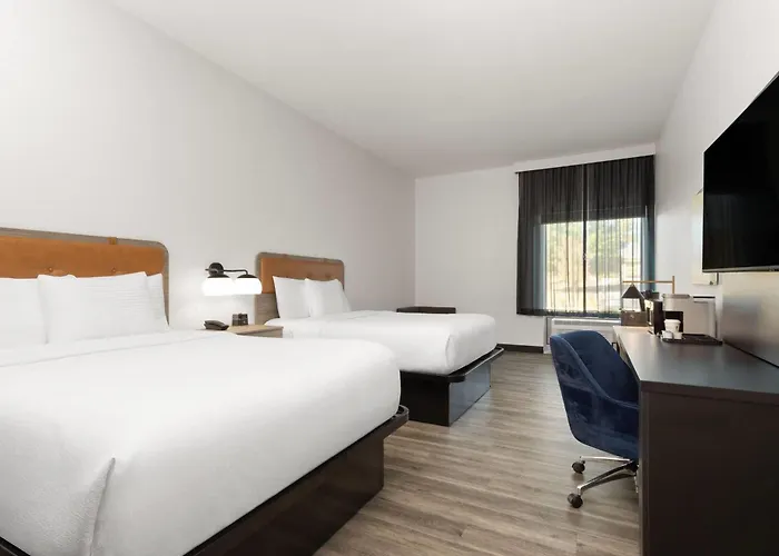 La Quinta Inn & Suites By Wyndham Olive Branch