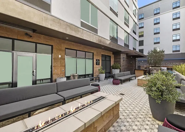 Home2 Suites By Hilton Riverside Downtown Convention Center