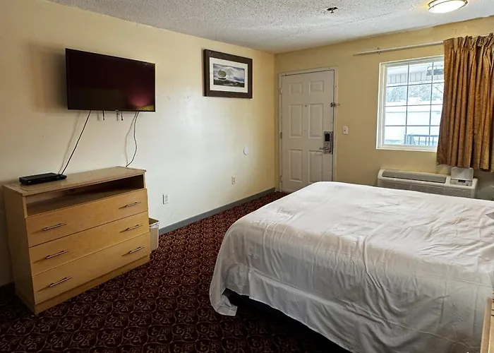 General Bragg Inn & Suites Chickamauga