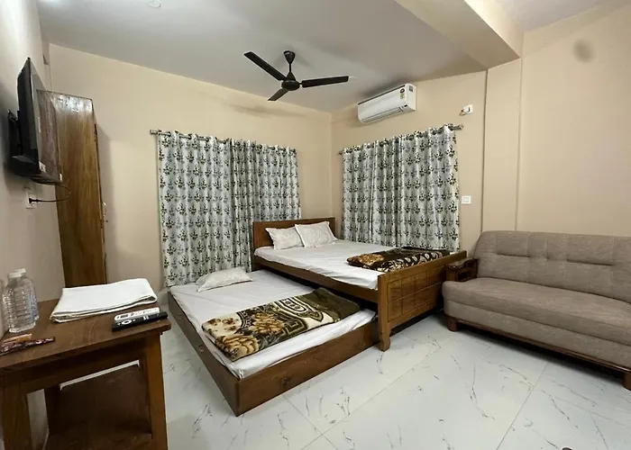 Sri Mayapur Chandrodaya Guest House And Event Holder