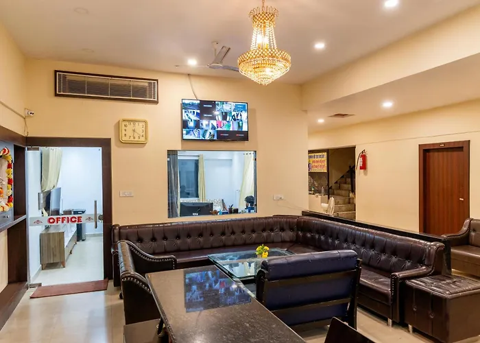 Hotel Amrit Vatika