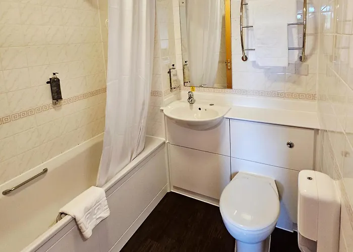 Monifieth Farm Hotel