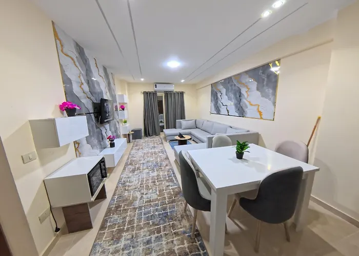 New Chalet With Sea View And Private Beach Access 82M
