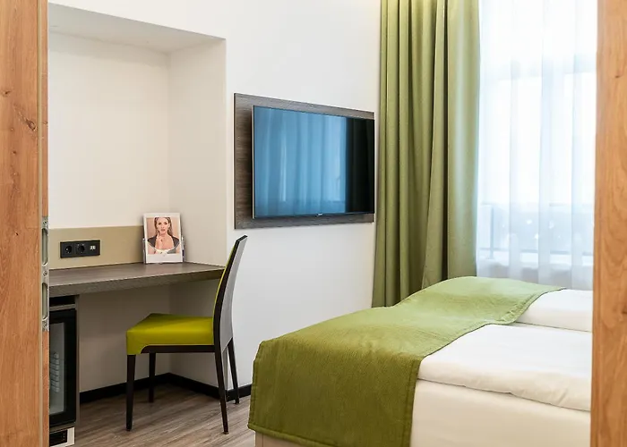 Chrizz Rooms