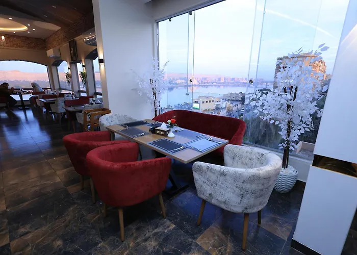 Akhenaton Hotel