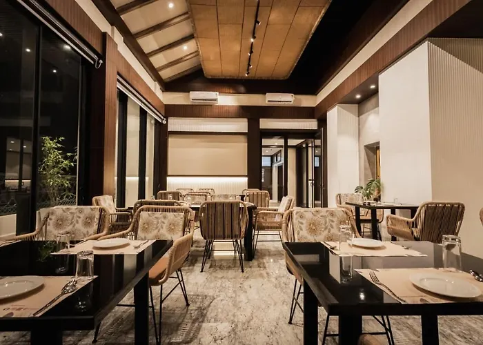 Summer88 Boutique Hotel Azara, 4 Km From Airport, Near Kamakhya Temple