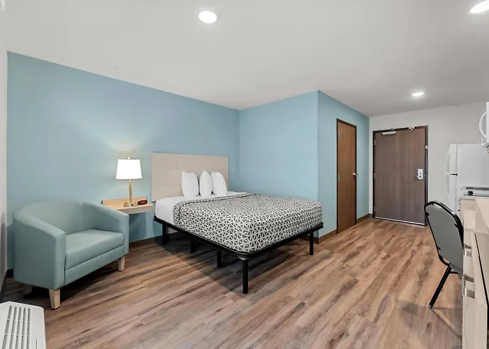 Woodspring Suites Wilmington Riverfront