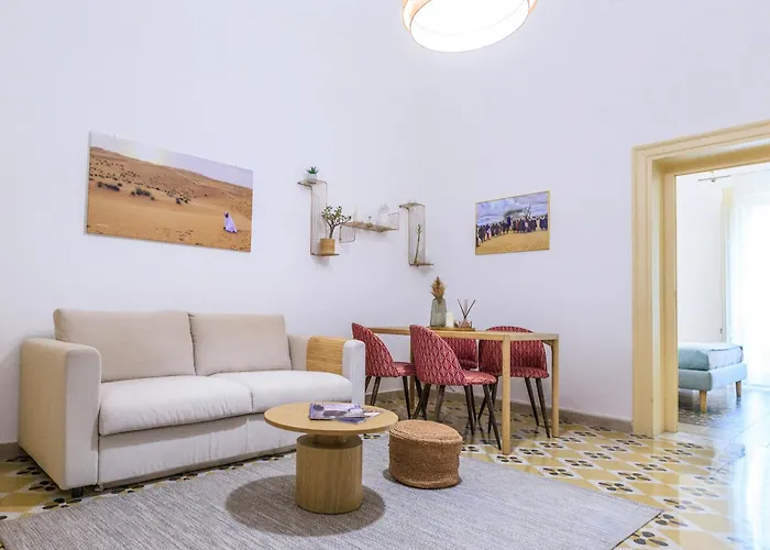 Vintage Rooms