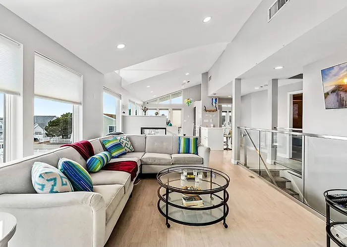 Serendipity Beach Retreat Entire House
