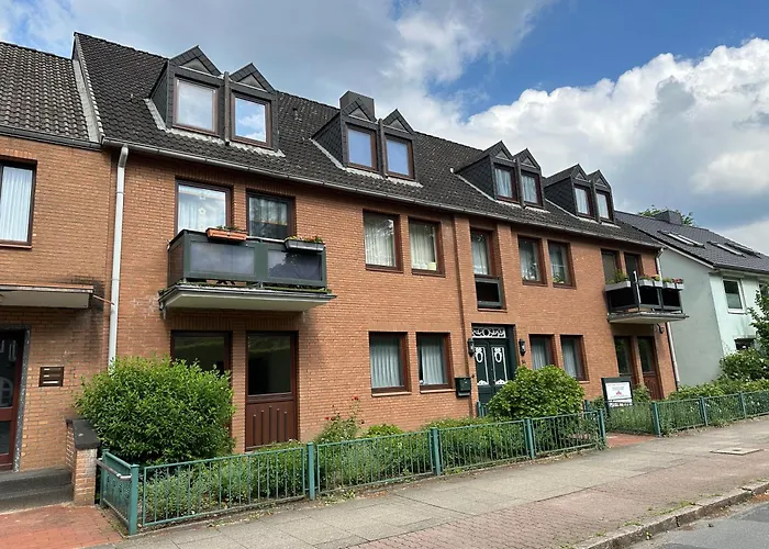 2 Zi Wohnung, zentrale Lage mit Parkplatz, 15 min vom Hbf Hamburg