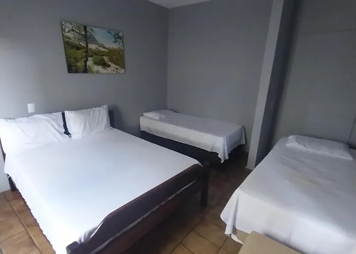 Suite confortável no centro com Wi fi e Smart TV