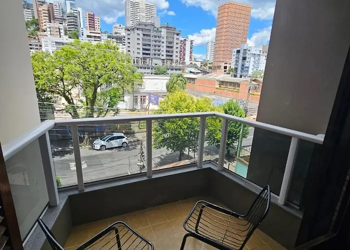 Aconchegante, amplo e central