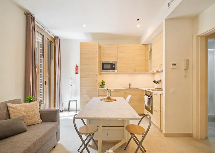 Nice Centric Apartment