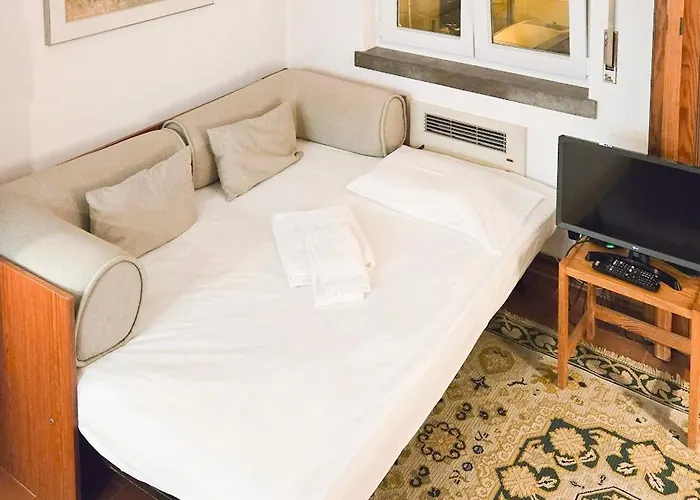 Sunny Cascais Apartment