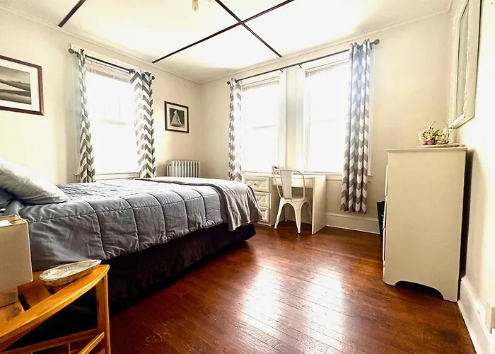 The Wadsworth Suite A2