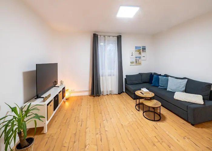 Modernisiertes Altbau 3-Zi Apartment