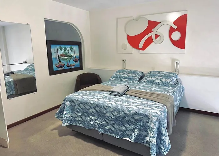 Saint Sebastian Flat 614 - Com Hidro! até 3 pessoas, Duplex, no centro