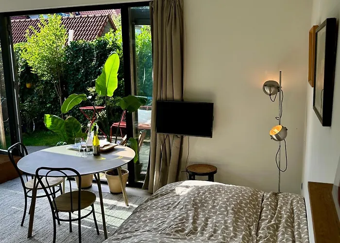 Garden Guest House & Sauna